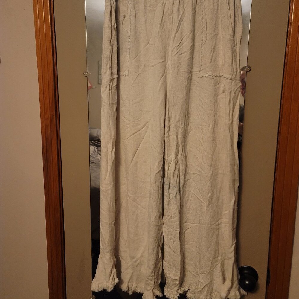 Umgee Extra Large Boutique Linen Wide Legs Capri Pants